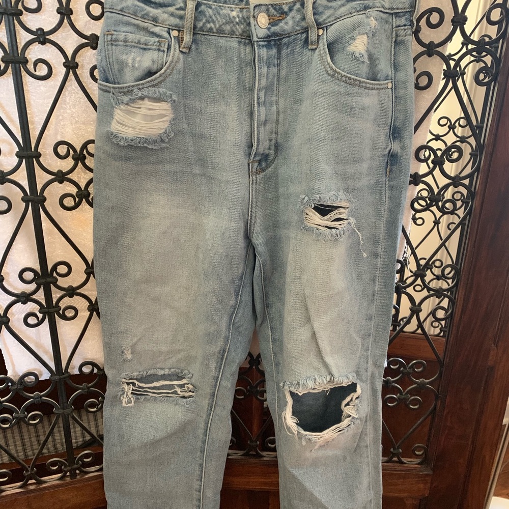PacSun Mom Jeans. Size 26